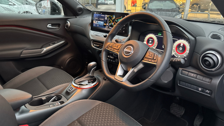 Nissan Juke 1.0 DiG-T N-Connecta 5dr DCT Petrol Hatchback